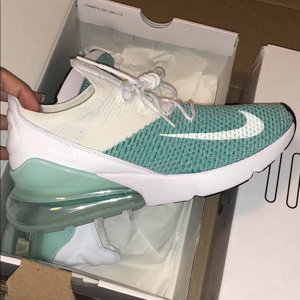 Nike air max 270 flyknit